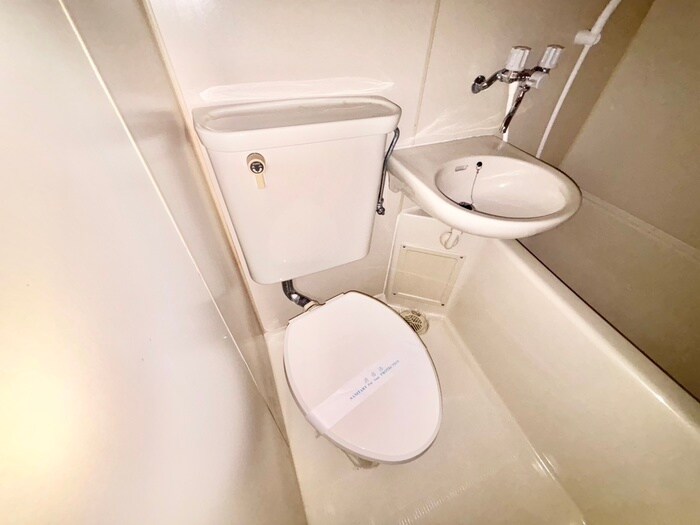 物件内観写真10　(トイレ)