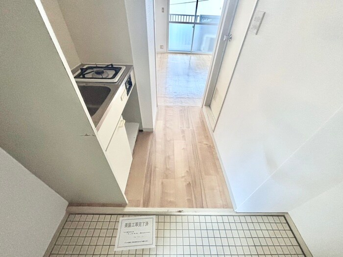 物件内観写真17　(玄関)