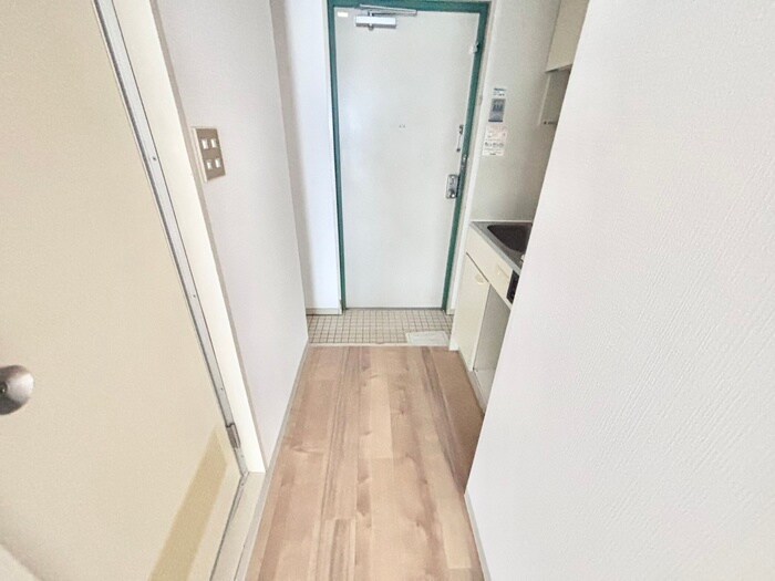 物件内観写真18　(廊下)