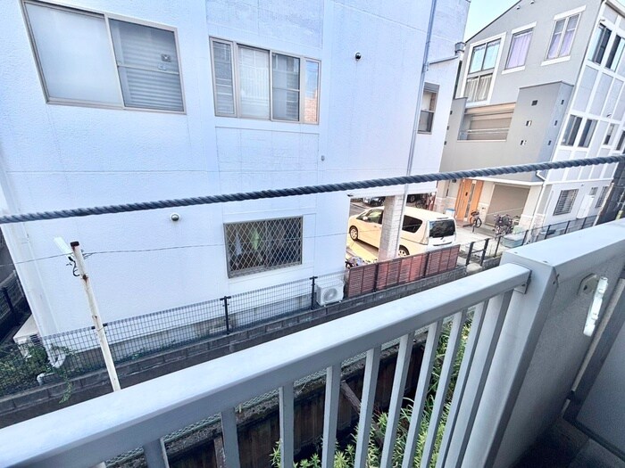 物件内観写真22　(室内からの展望)