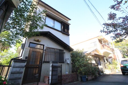 東大阪市六万寺町戸建て外観写真