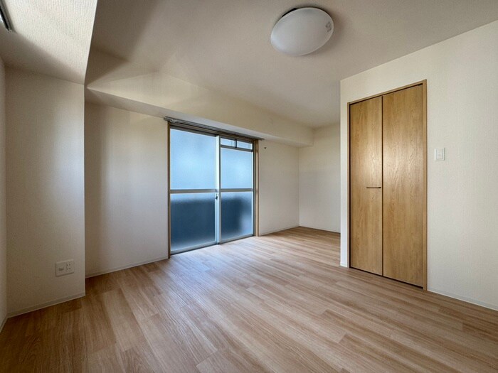 物件内観写真9　(居室)