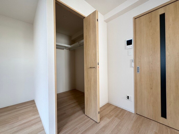 物件内観写真11　(収納)