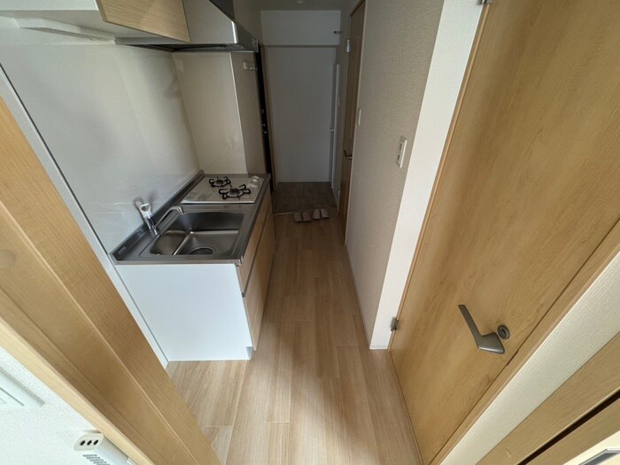 物件内観写真13　(廊下)