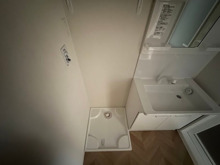 物件内観写真14　(洗濯機置場)