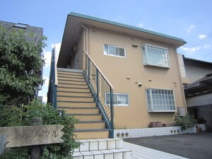 メゾン ノーブル外観写真