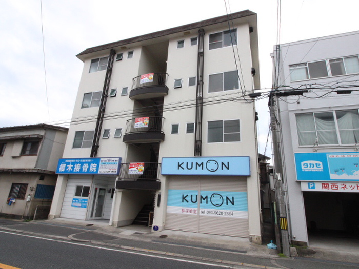 鉢塚マンション