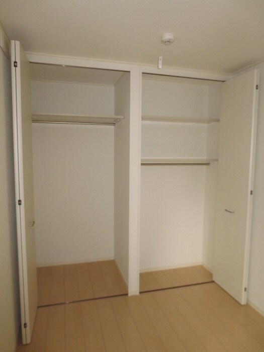 物件内観写真6　(収納)