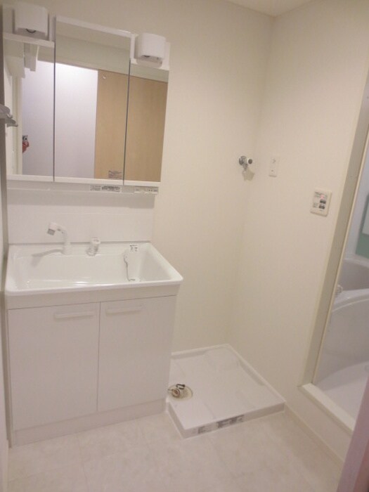 物件内観写真7　(洗面)