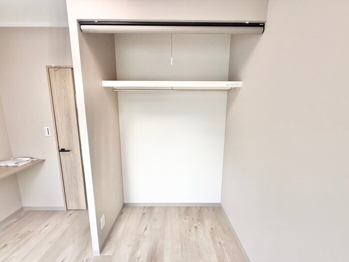 物件内観写真12　(収納)