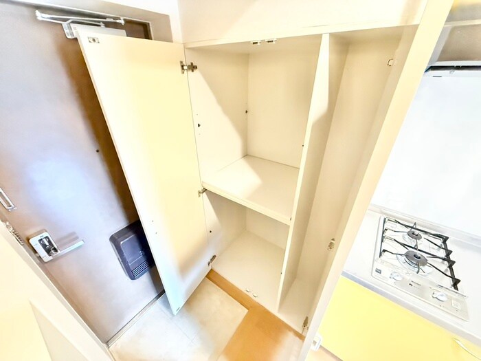 物件内観写真17　(玄関)