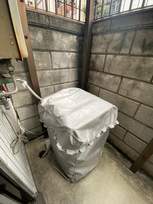 物件内観写真17　(洗濯機置場)