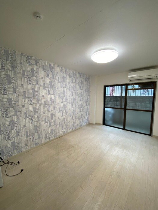 物件内観写真18　(居室)