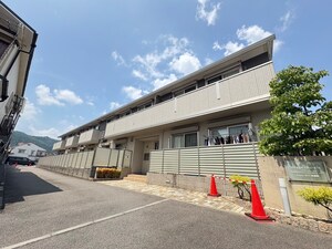 リヴァージュシャトレ外観写真