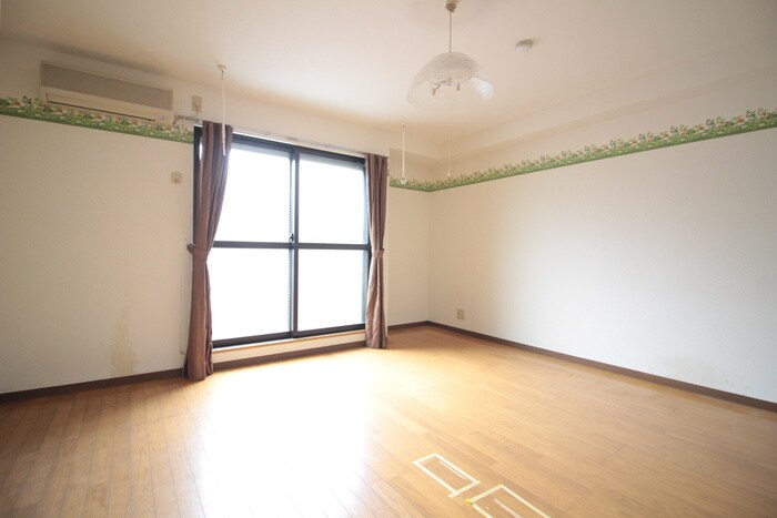 物件内観写真19　(居室)