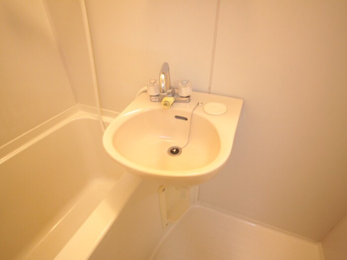 物件内観写真10　(洗面)