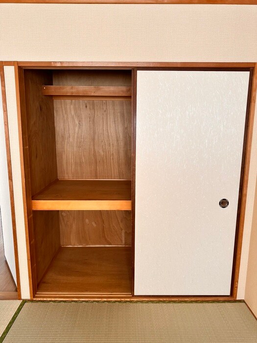 物件内観写真15　(収納)