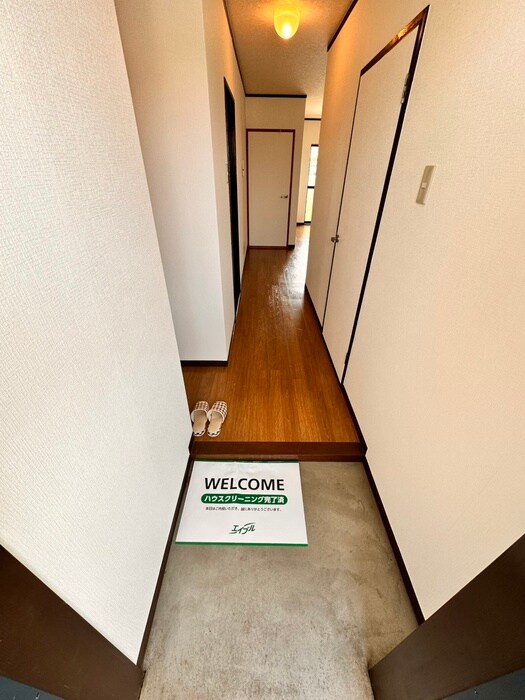 物件内観写真19　(玄関)