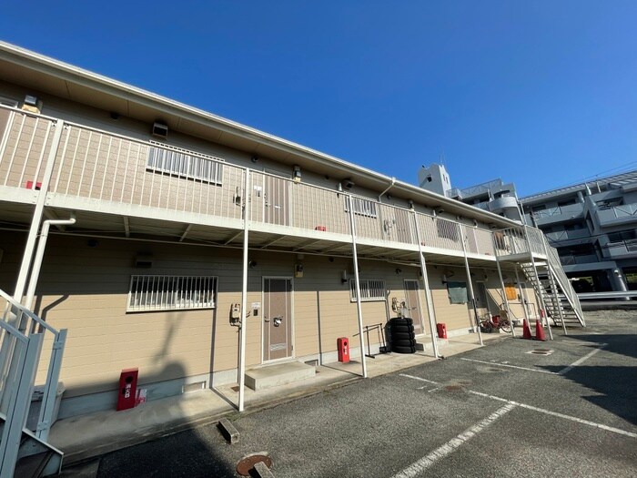 物件外観写真2　(外観写真)