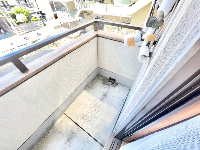 物件内観写真21　(洗濯機置場)