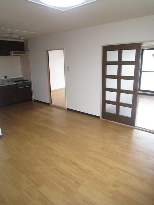 物件内観写真11　(居室)