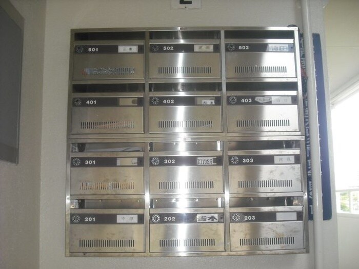 物件外観写真4　(建物設備)