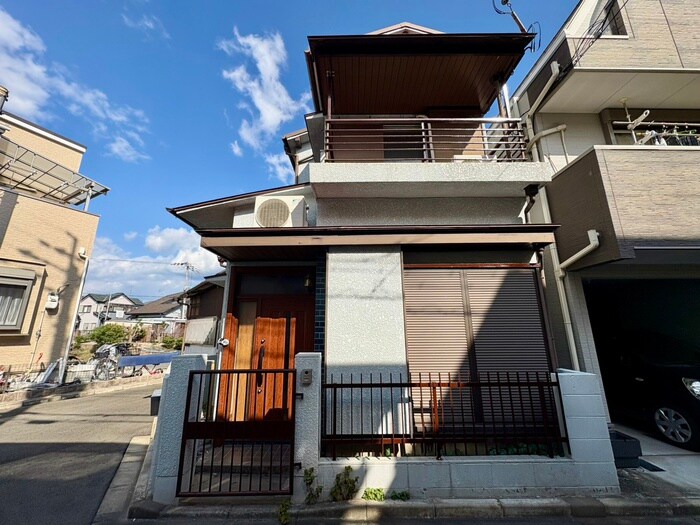 物件外観写真5　(外観写真)