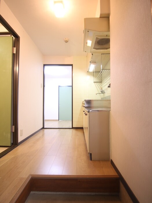 物件内観写真7　(玄関)