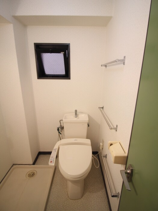 物件内観写真10　(トイレ)