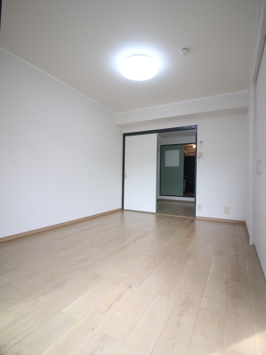 物件内観写真13　(居室)