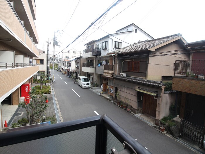 物件内観写真15　(室内からの展望)