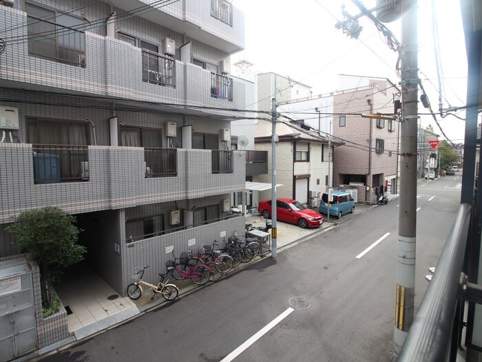 物件内観写真22　(室内からの展望)