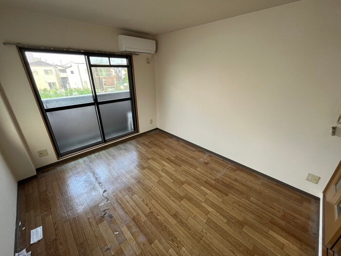 物件内観写真11　(居室)