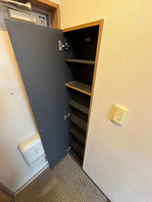 物件内観写真19　(靴箱)