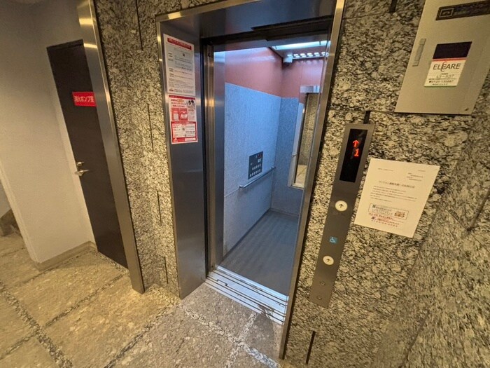 物件外観写真6　(建物設備)