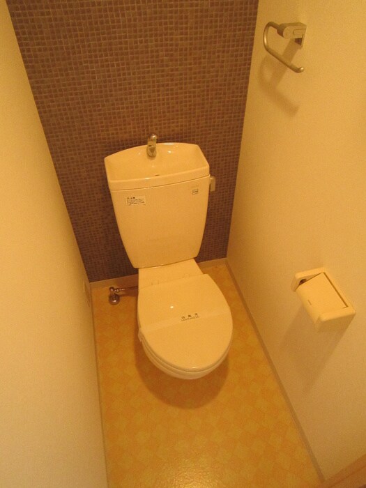 物件内観写真11　(トイレ)