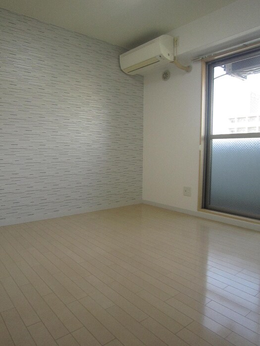 物件内観写真17　(居室)