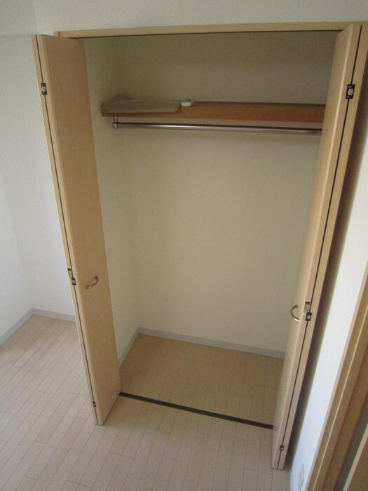 物件内観写真18　(収納)