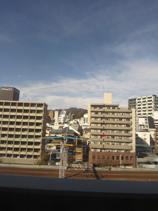 物件内観写真20　(室内からの展望)