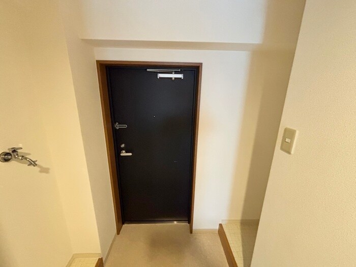 物件内観写真14　(玄関)