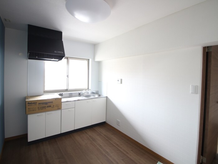 物件内観写真8　(キッチン)