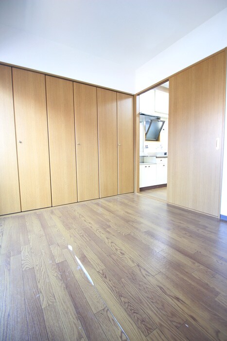 物件内観写真10　(居室)