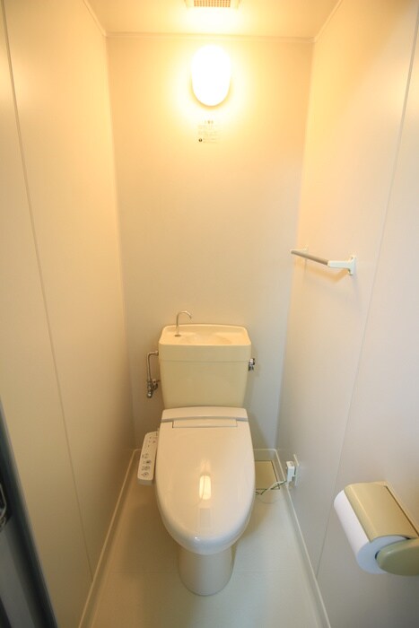 物件内観写真15　(トイレ)