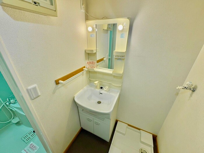 物件内観写真9　(洗面)