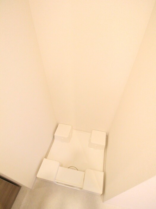 物件内観写真13　(洗濯機置場)