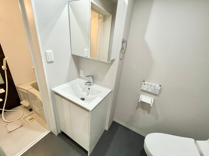 物件内観写真14　(洗面)