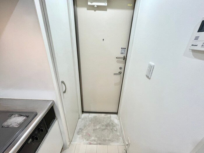 物件内観写真21　(玄関)