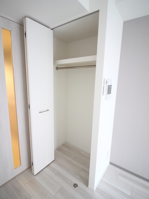 物件内観写真13　(収納)