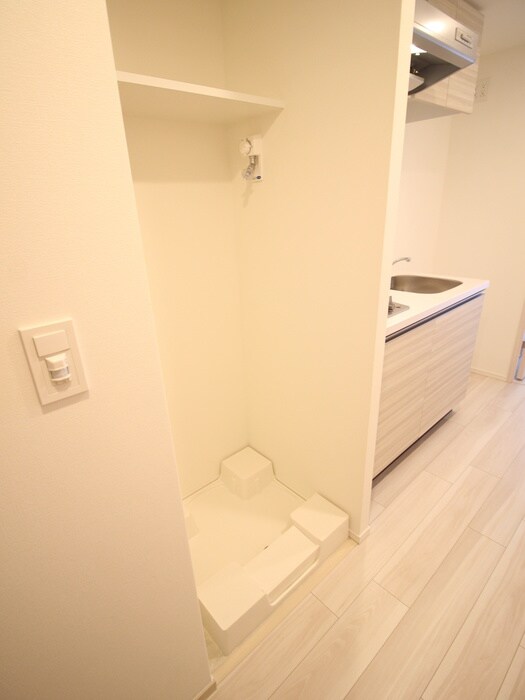 物件内観写真17　(洗濯機置場)