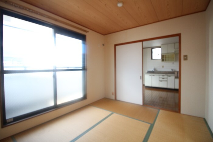 物件内観写真9　(居室)